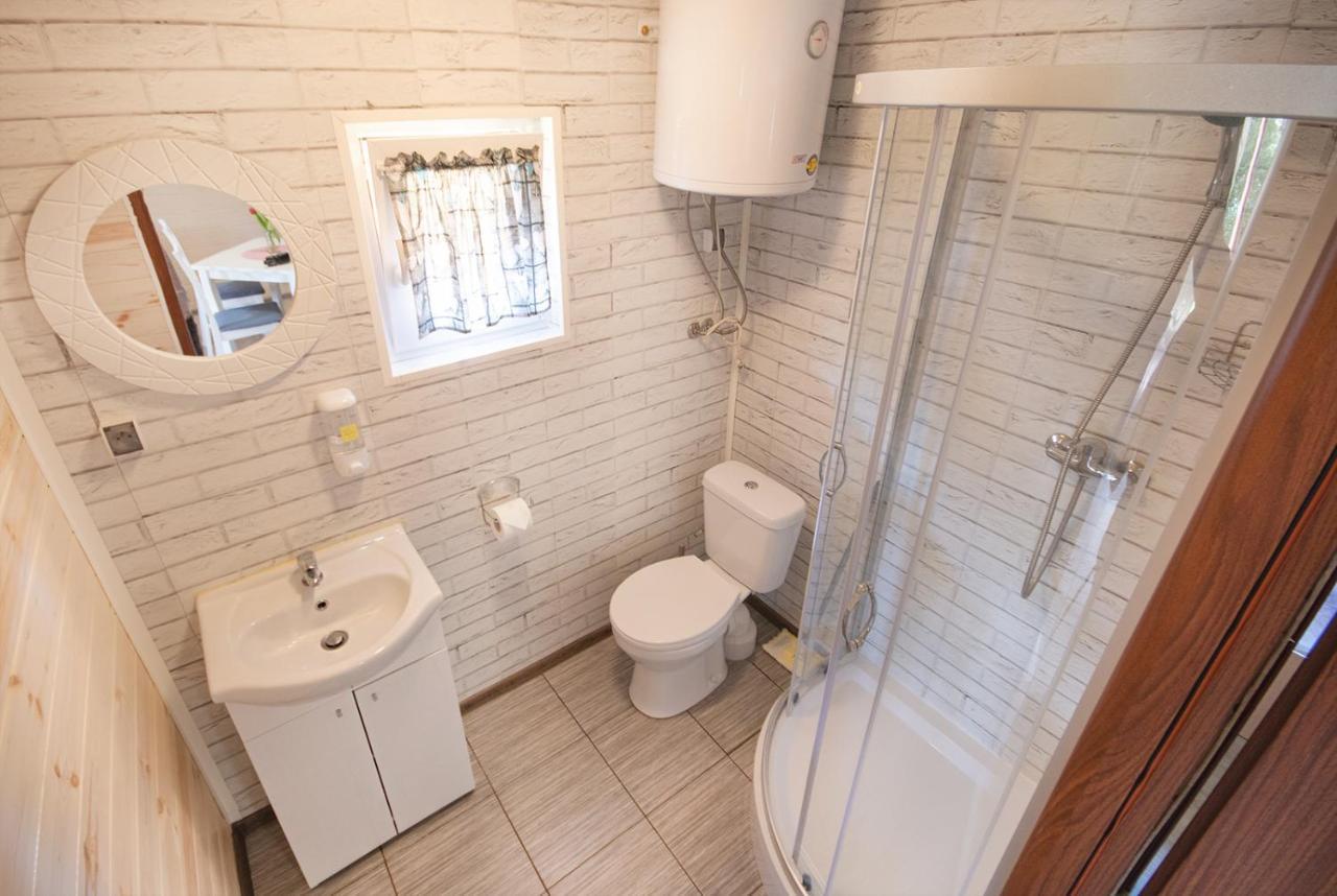 Przyjazna Osada - Domki I Apartamenty Darlowo Ngoại thất bức ảnh