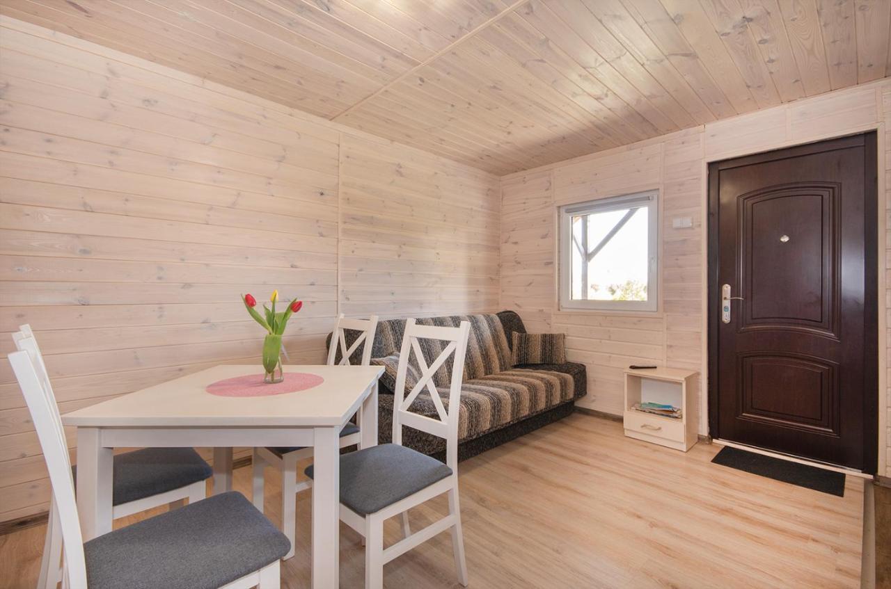 Przyjazna Osada - Domki I Apartamenty Darlowo Ngoại thất bức ảnh