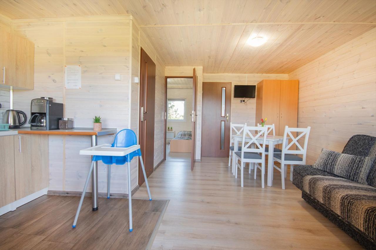 Przyjazna Osada - Domki I Apartamenty Darlowo Ngoại thất bức ảnh