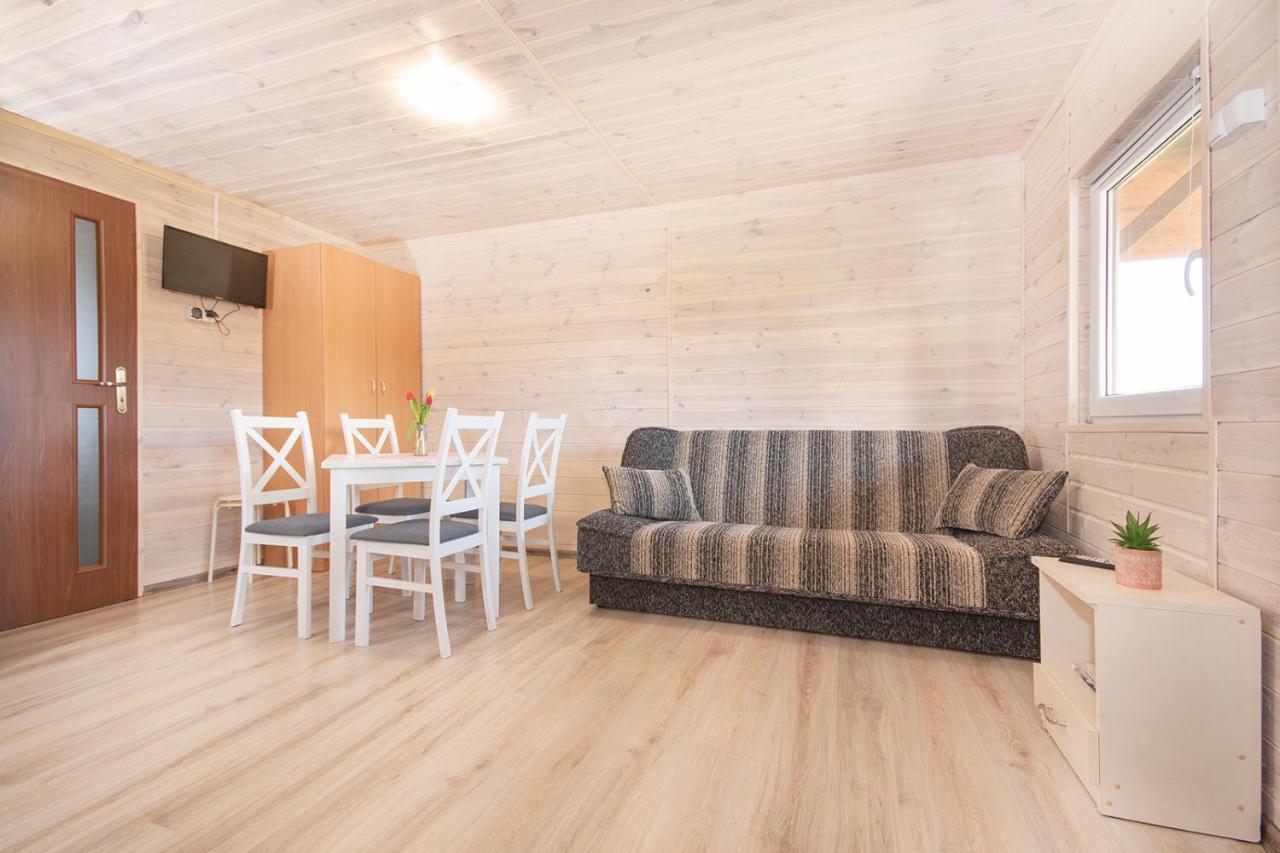 Przyjazna Osada - Domki I Apartamenty Darlowo Ngoại thất bức ảnh